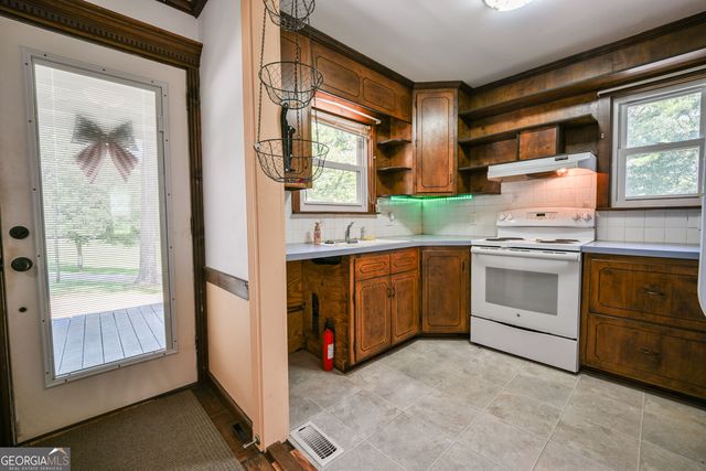 140 October Woods Drive, Athens, GA 30601