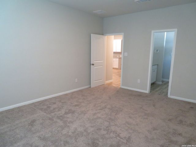 554 BLUE STEM RD, New Braunfels, TX 78130