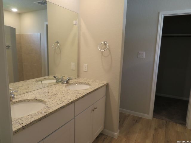 554 BLUE STEM RD, New Braunfels, TX 78130