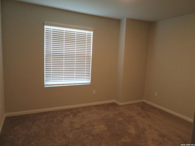 554 BLUE STEM RD, New Braunfels, TX 78130