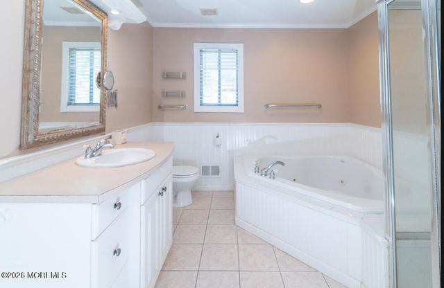 175 Penn Court 120, Matawan, NJ 07747