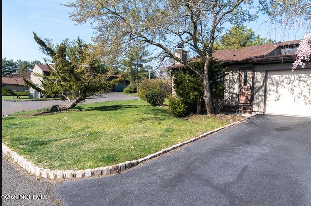 175 Penn Court 120, Matawan, NJ 07747