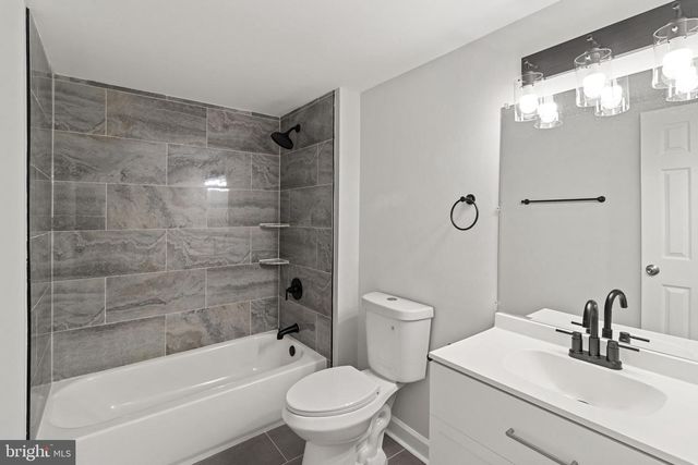 1203 FARMINGDALE AVE, Capitol Heights, MD 20743