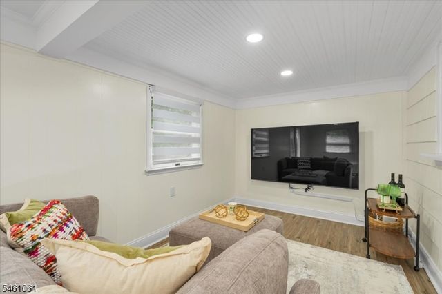 71 Willoughby Road, Fanwood Boro, NJ 07023