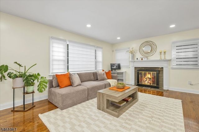 71 Willoughby Road, Fanwood Boro, NJ 07023