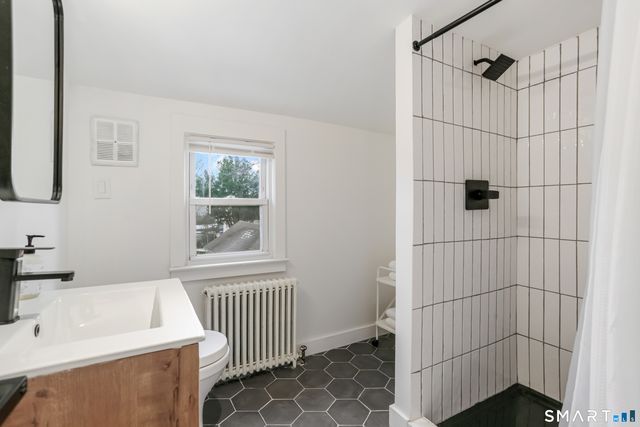 671 Fairview Avenue, Bridgeport, CT 06606