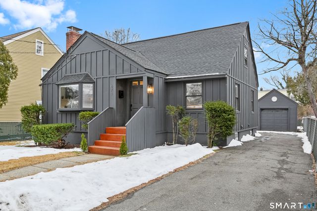 671 Fairview Avenue, Bridgeport, CT 06606