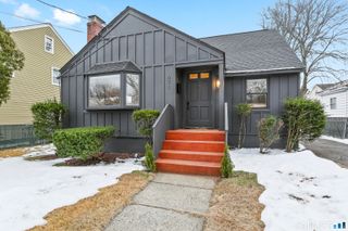 671 Fairview Avenue, Bridgeport, CT 06606