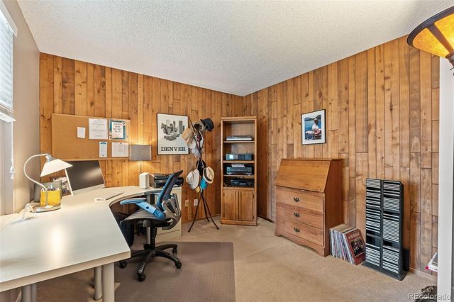 5717 S Kenton Street, Englewood, CO 80111