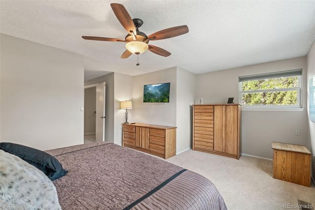 5717 S Kenton Street, Englewood, CO 80111