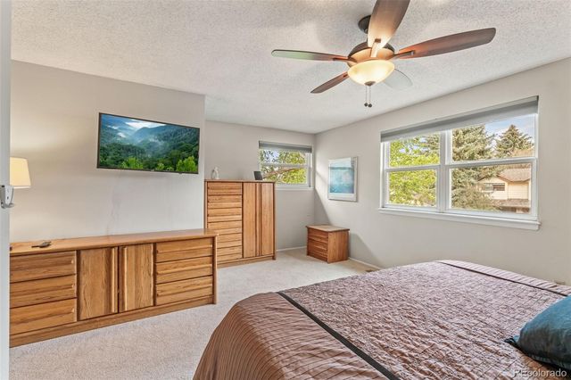 5717 S Kenton Street, Englewood, CO 80111