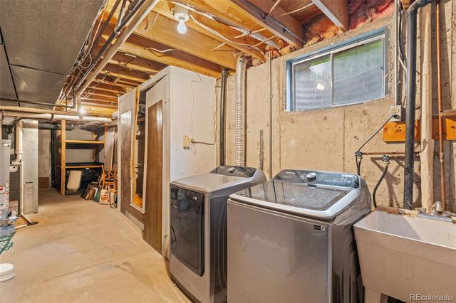 5717 S Kenton Street, Englewood, CO 80111