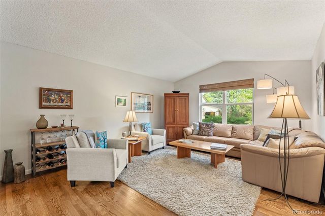 5717 S Kenton Street, Englewood, CO 80111