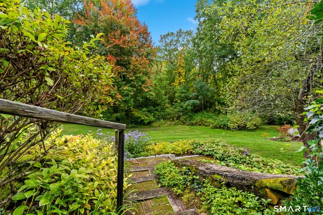 74 Mountain Spring Road, Farmington, CT 06032