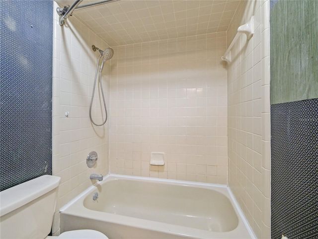 175 CROWN POINT CIRCLE 175, Longwood, FL 32779