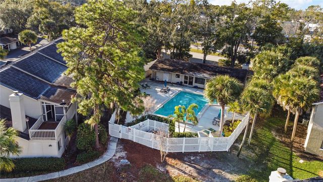 175 CROWN POINT CIRCLE 175, Longwood, FL 32779