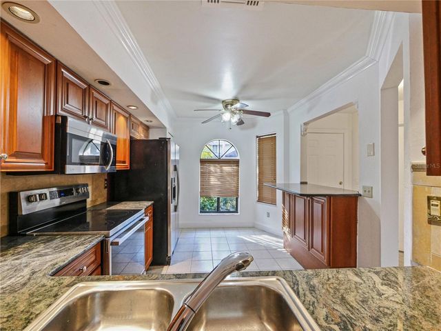 175 CROWN POINT CIRCLE 175, Longwood, FL 32779
