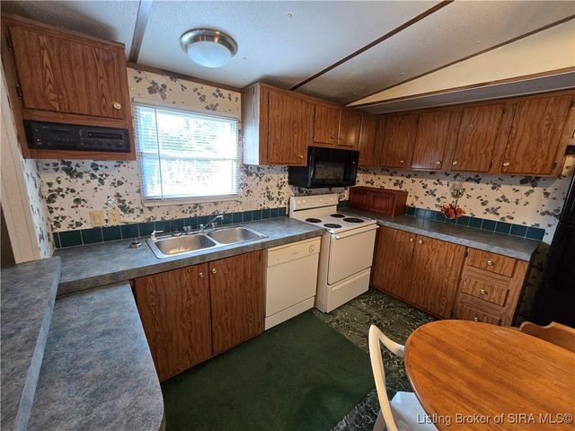 1510 E Willis Road, New Albany, IN 47150