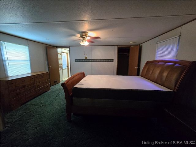 1510 E Willis Road, New Albany, IN 47150