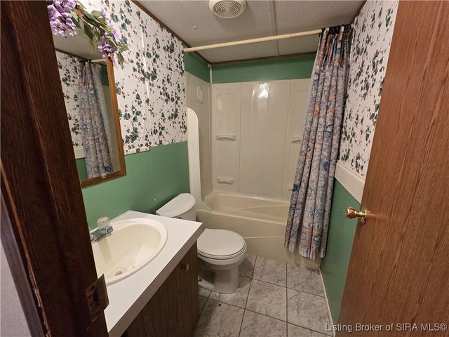 1510 E Willis Road, New Albany, IN 47150