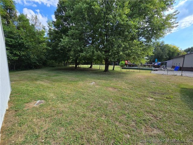 1510 E Willis Road, New Albany, IN 47150