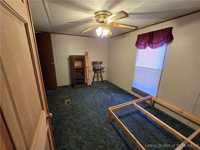 1510 E Willis Road, New Albany, IN 47150