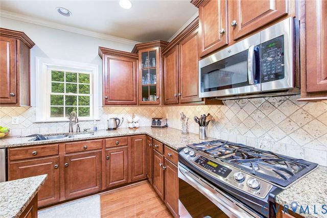 14130 Charter Landing Ct, Midlothian, VA 23114