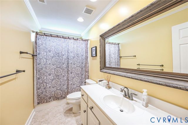 14130 Charter Landing Ct, Midlothian, VA 23114