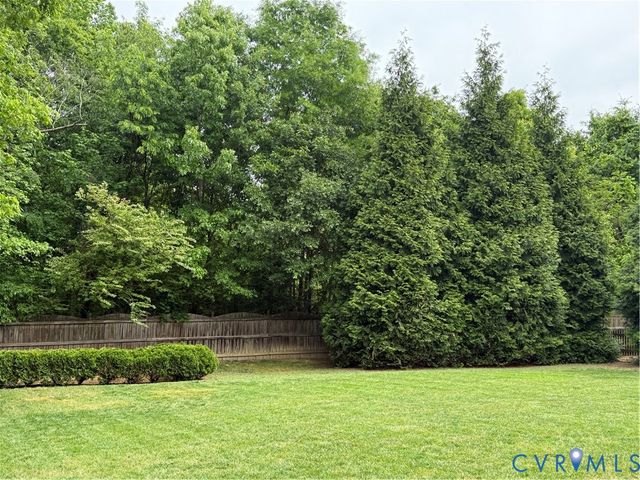 14130 Charter Landing Ct, Midlothian, VA 23114