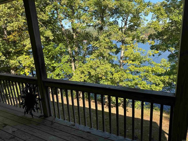 650 Davidson Circle, Greers Ferry, AR 72067