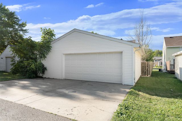 807 11th Avenue NW, Austin, MN 55912