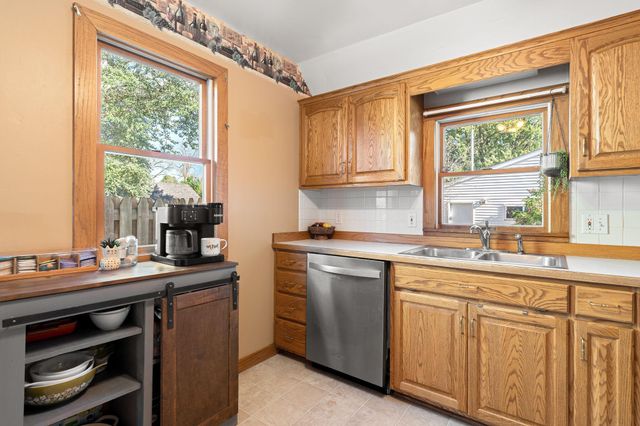 807 11th Avenue NW, Austin, MN 55912