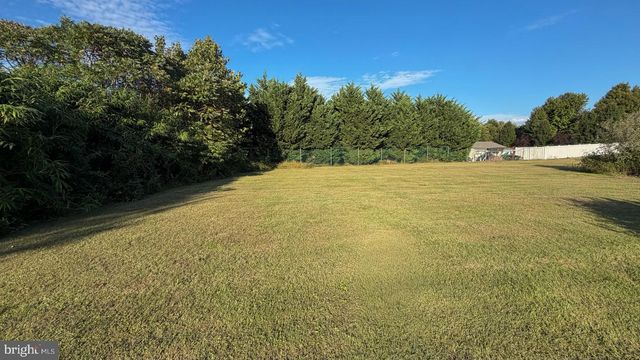 26 SOMERS AVE, Clarksboro, NJ 08020