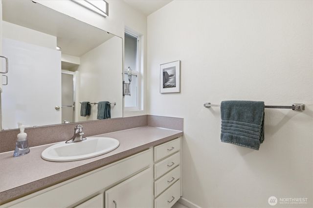 7605 146th Avenue NE, Redmond, WA 98052
