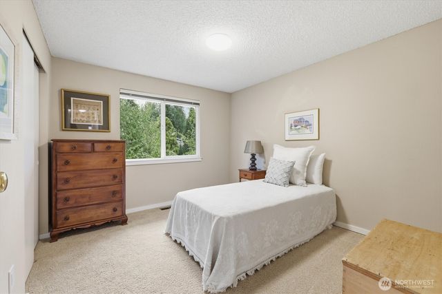 7605 146th Avenue NE, Redmond, WA 98052
