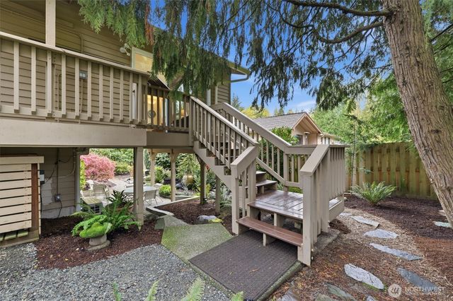 7605 146th Avenue NE, Redmond, WA 98052