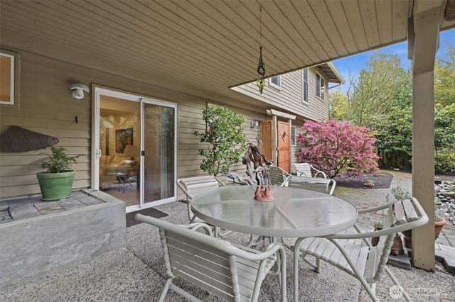7605 146th Avenue NE, Redmond, WA 98052