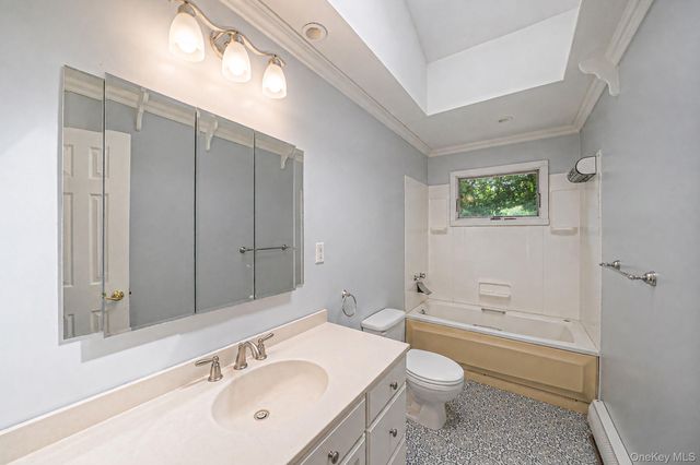 11 Radio Avenue, Miller Place, NY 11764