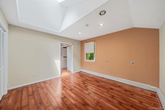 11 Radio Avenue, Miller Place, NY 11764