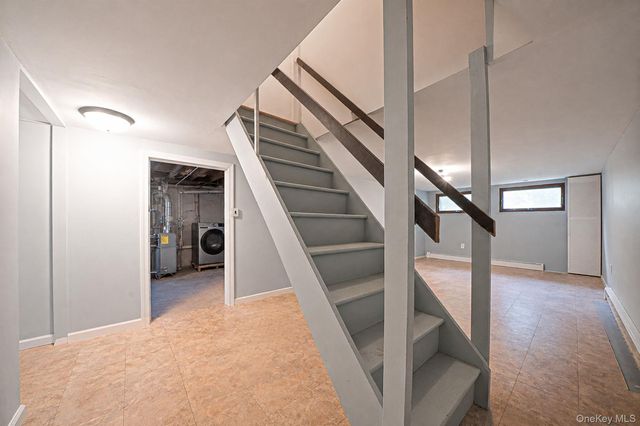 11 Radio Avenue, Miller Place, NY 11764
