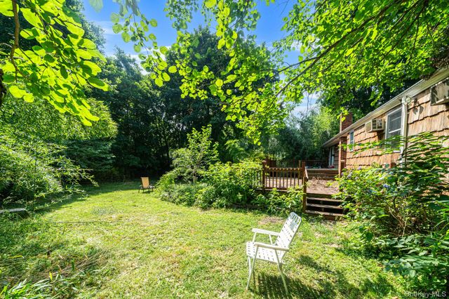 11 Radio Avenue, Miller Place, NY 11764
