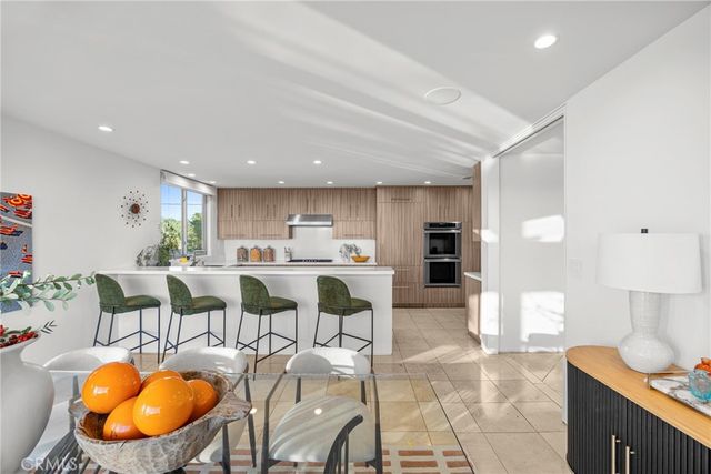 3851 Beverly Ridge, Sherman Oaks, CA 91423