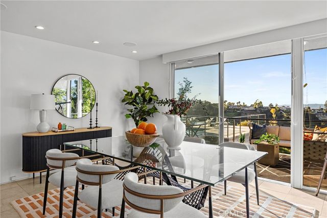 3851 Beverly Ridge, Sherman Oaks, CA 91423