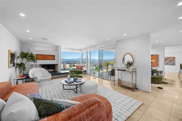 3851 Beverly Ridge, Sherman Oaks, CA 91423