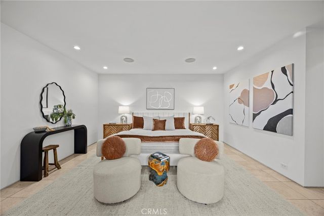 3851 Beverly Ridge, Sherman Oaks, CA 91423