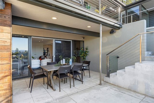 3851 Beverly Ridge, Sherman Oaks, CA 91423