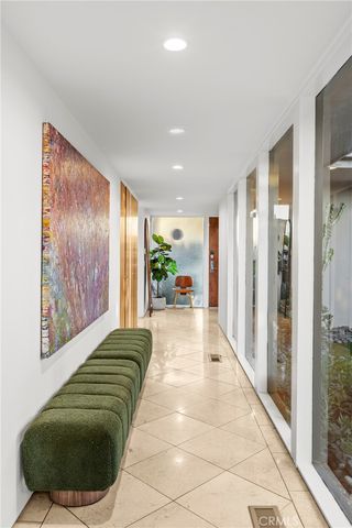 3851 Beverly Ridge, Sherman Oaks, CA 91423