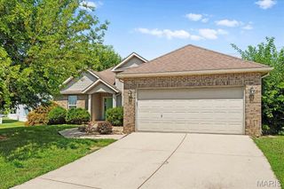 651 Glen Mor, Belleville, IL 62221