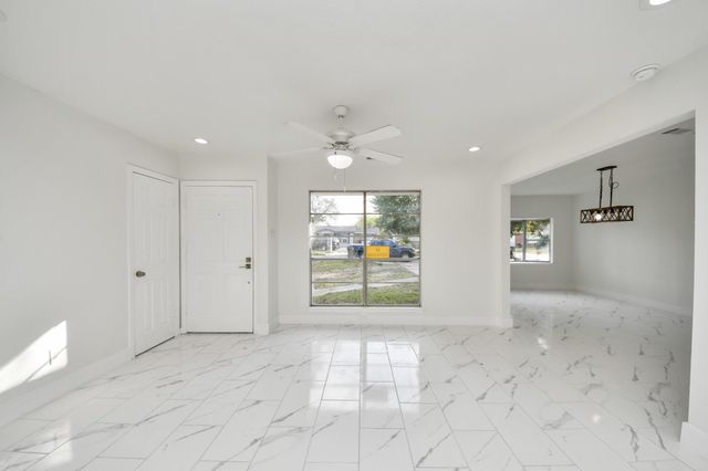 2926 Knotty Oaks Trl Trail, Houston, TX 77045