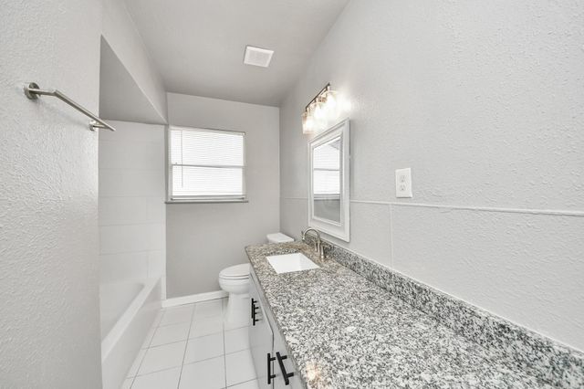 2926 Knotty Oaks Trl Trail, Houston, TX 77045